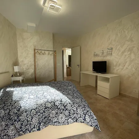 L'orizzonte Apartment